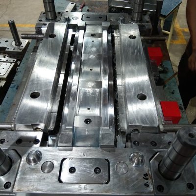 Mould Analysis, Mould Design, Injection Mould, Mould Flow Analysis, Cnc  Work, Mould Base For CNC  Work. Engineer Design Solutions CNC Programing.