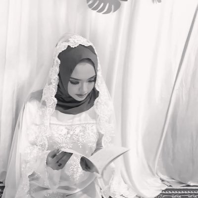 ask.fm: putri1203, ig: putriialstr