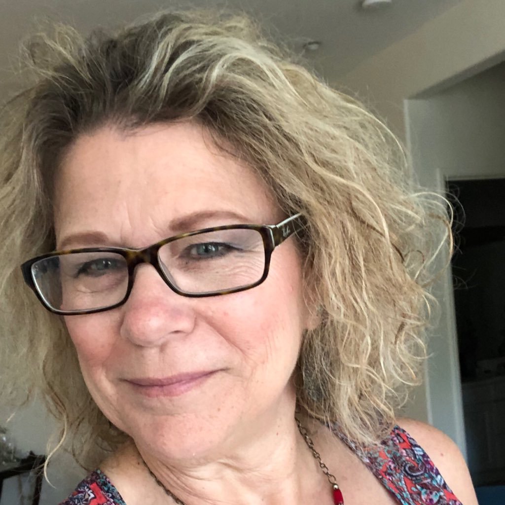 31.34.51. Nope, not my measurements, just my ages of #breastcancer! Yep, 3X! I'm a linguist, a sassy blogger, a warrior & a dream chaser! Catch me if you can!