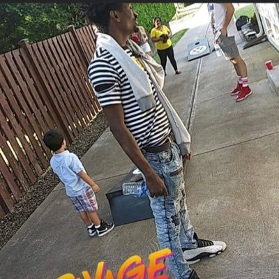 Aaroncaro4's profile picture. 