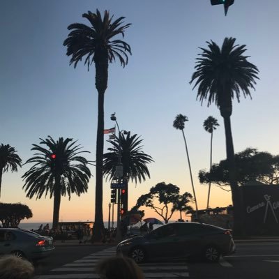 empathize13's profile picture. サブの新しい垢です。現在カルフォルニア州立大学アーバイン校に留学。ブログを始めました！初心者です。都内私立に通う大学3年生です。心理的なことや、日々感じたことをブログ内で呟いていきます。