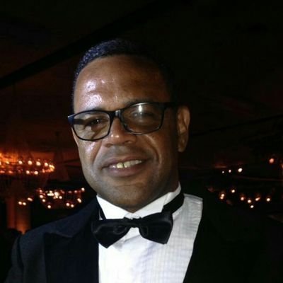 Eddy30Ferreira's profile picture. Brasileiro, Carioca e Rubro negro! Para qualquer um, a camisa vale tanto quanto uma gravata. Não para o Flamengo. Para o Flamengo a camisa é tudo..