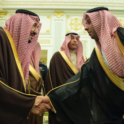 تعلمت وأتعلم كل يوم من والدتي مضاوي السليمان العوهلي (حساب شخصي)