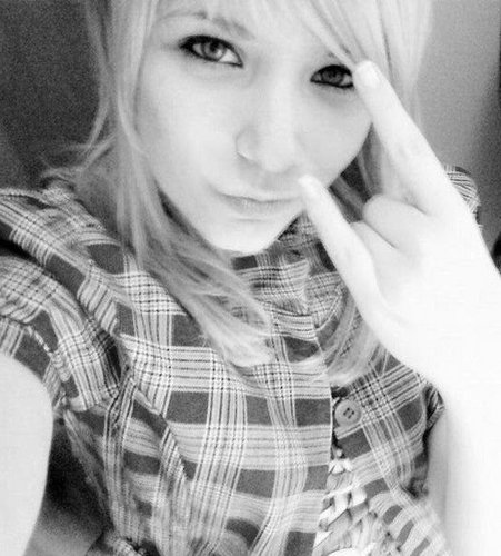 Bruna Ferrari (@bee_lolo) | Twitter