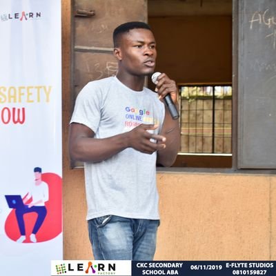 We Create|Mobile Dev.|Event and Wildlife Photography|Community Manager|Social Media Manager|Computer Program| Consultant| Freelancer|Modeling and Fashion Hub.