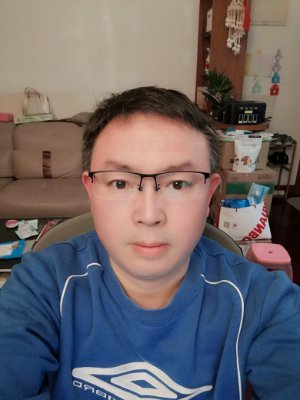 zhihua_w's profile picture. 爱打乒乓球，喜欢阅读