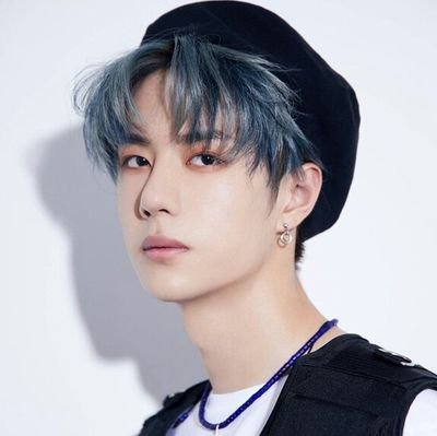 vuonghatbac1234's profile picture. First love...🎓🎓🎓 
2k3 hân hạnh ~~ fl chéo nha..