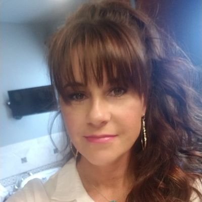 Domestic goddess, kid chauffeur, aspiring author, and self-proclaimed trophy wife. #amwriting #writingcommunity