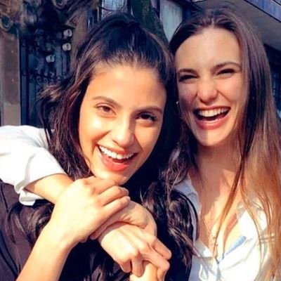 Juliantina Y Aristemo 🌻👨‍❤️‍💋‍👨👩‍❤️‍💋‍👩
Amo a los 2 parejas cada 1 tiene algo importante que dar ala sociedad
#EMILIACO
#BARBARENA  😏❤️