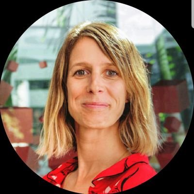 Annallaire's profile picture. Talent aquisition manager @ Ubisoft🎮🎯🐰🐵🐷🐼🦄nitrograph  🥇