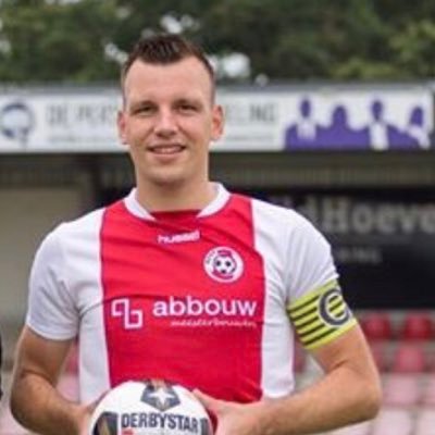 AlexZomer10's profile picture. Voetballer + Hardloper = Sportman / Speler HZVV1 / Transportmanager DPD