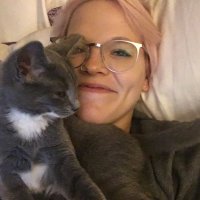 Amy Robertson (@ameliar10) 's Twitter Profile