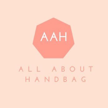 👜Est since 2019 👜inspired handbags only👜No return and refund after making payment. 👜All items are ready stocks 👜Will post out within 72hours