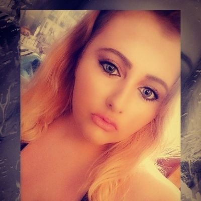 Nikibabey97's profile picture. This good girl got tired of being pushed around&turned into a BITCH»Sleep is my drug, my bed is my dealer, an my alarm clock is the police... #snoozing