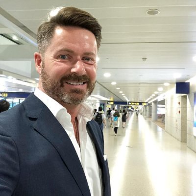 CHARLEs_meee's profile picture. I'm just a normal working man, always trying to make it in life as everyone I guess.