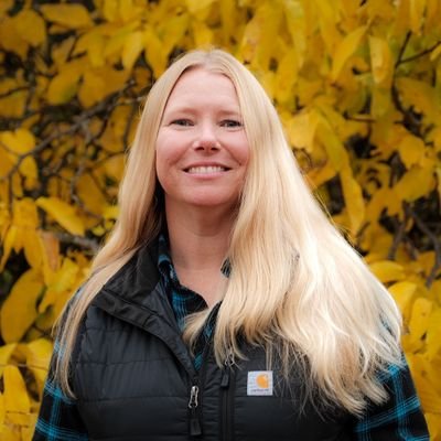 ChandraPivo's profile picture. Do you really care??? I don't think so...
Used to do YouTube videos but they decided feeding reptiles was not appropriate. 🖕Google/YouTube