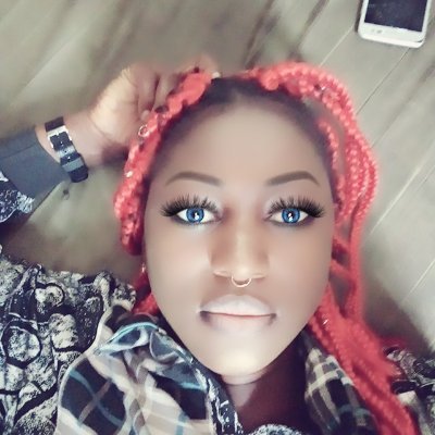 Face model
Twerk queen
My smile keeps me going