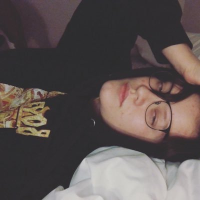 kale_maybe222's profile picture. smoke up feel the sad leave my body