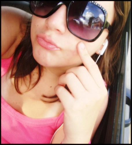 São Paulina ♥ ants de tuudo! Se tiver que amar,ame  Se tiver que sorrir, sorria . Pois o importante é viver hoje. O ontem já foi e o amanhã talvez não venha.