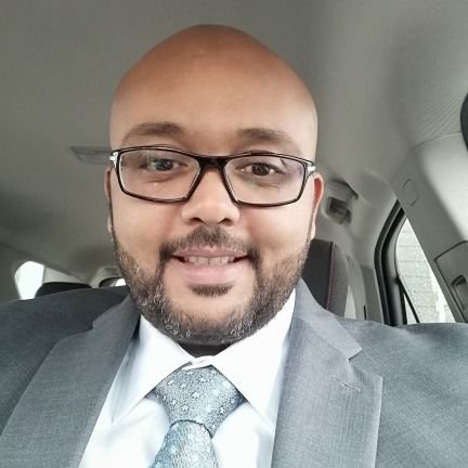Husband, Father, Banker. Goal oriented, don't take No for an answer, ready for the next challenge.