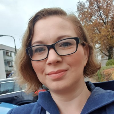 Honey2951's profile picture. 