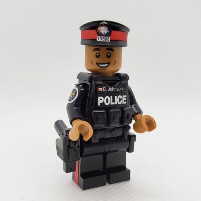 Police Constable @TPS14Div, Toronto Police Service 🇨🇦
This account is not monitored 24/7, to report a crime 4168082222/Emergency contact 911