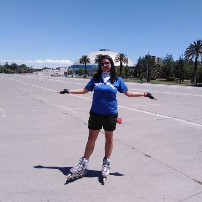 sandivel18's profile picture. Hay que soñar en grande