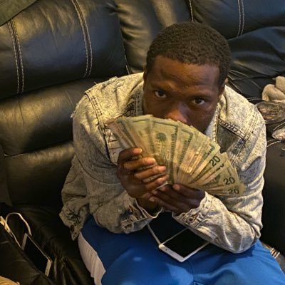 RunitbackA's profile picture. 