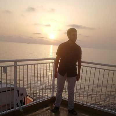 🇫🇷🇩🇿, 26y,
Player CS / Valorant / Apex / TM / F1.
Je stream lorsque l'envie me prend :)