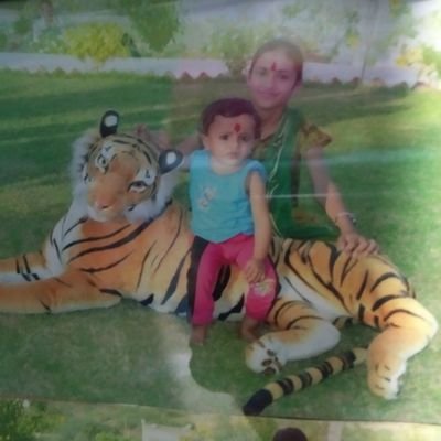 I am a student , and am bilong with a normal family , in my family mom, father, and Little sister.. bt I lost my little sister because of police svme on police