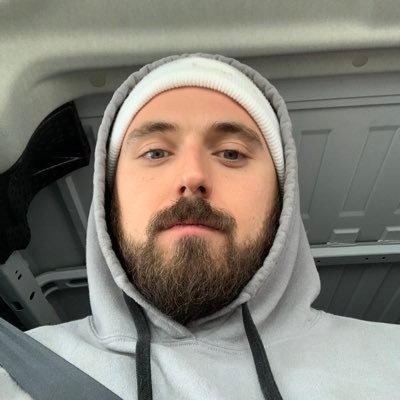 pillarandearth's profile picture. 