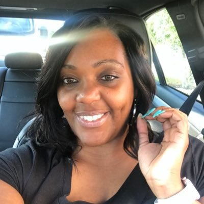 MiMi55779422's profile picture. Crown and Glory