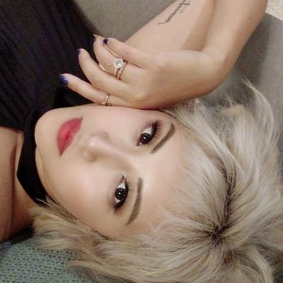 Janelle Wavell-Jimenez (aka Stellari)さんのプロフィール画像