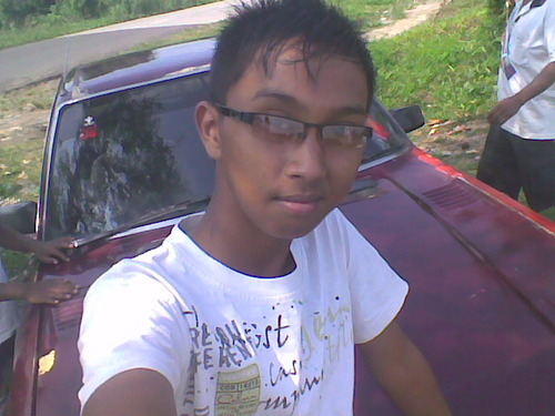 agus thom_thom