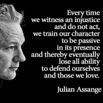 Per i cittadini italiani in Italia e all'estero, questo gruppo nasce in difesa di Assange, della libertà d'espressione e di stampa. italianiperassange@gmail.com