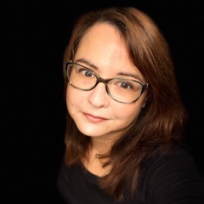 timestarvedmom's profile picture. Workaholic seeking balance. GenX, autism activist, mom/wife, PR professional, ex biz reporter, econ dev mktg, art & wine lover, KC Chiefs fan, dreamer, Latina.