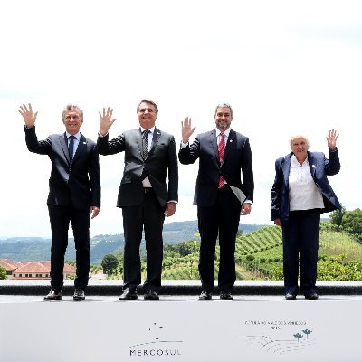 serolmos_yo's profile picture. "El descubrimiento consiste en ver lo que todos han visto y pensar lo que nadie ha pensado". 
Albert Szent-Györyi
Nobel de Medicina 1937.