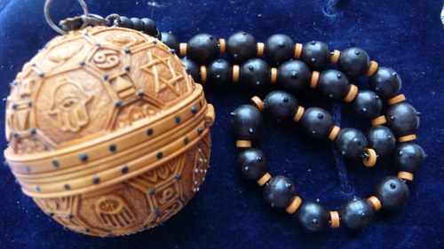 Spiritual community sharing the sacred teachings brought to humanity through religions and traditions from around the world.