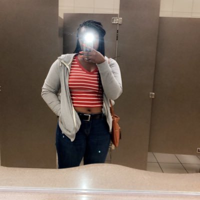 ThatsZaria's profile picture. •FMU 💙❤️•