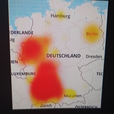 USuckt's profile picture. 