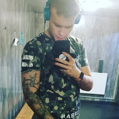 Personal trainer, 🏋️♂️
Online coaching💻
One to one sessions
West midlands based🗺
personalised Meal Plans 🥑