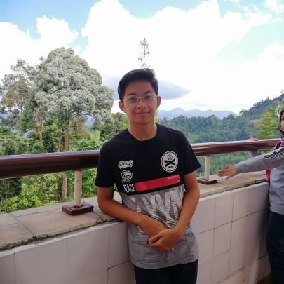 Santai
Guyssss❤😘