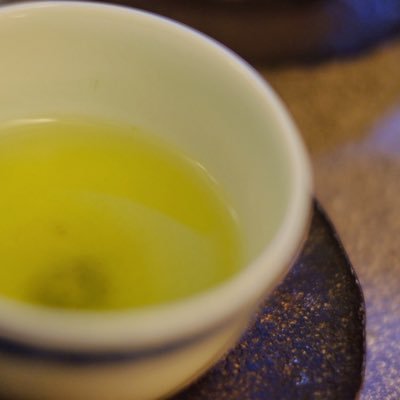 日本茶と写真と香りが趣味。飲み物全般好きです。洗練されたセンスのものが好みです。日本茶検定一級。日本茶インストラクター二次試験受験予定です。どうぞ皆様よろしくお願いします。