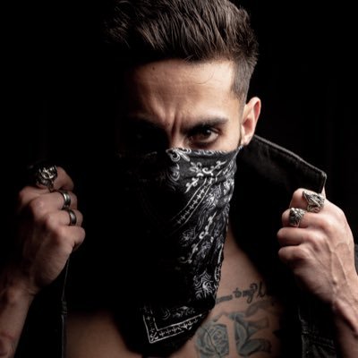 PhoenixImpey's profile picture. Mind vomit from your everyday anxious dork