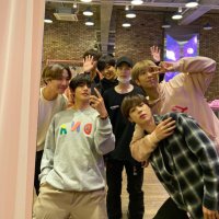 kuy WTS/WTT/WTB (@btstradeinaonly) 's Twitter Profile