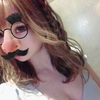 tmchi0's profile picture. 。