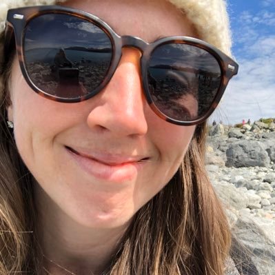 brittanirevell's profile picture. i’m not from here