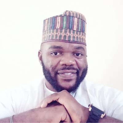 Soaked in words...
+2348064640406
IG: 4ran6
Lecturer, Scriptwriter and Poet