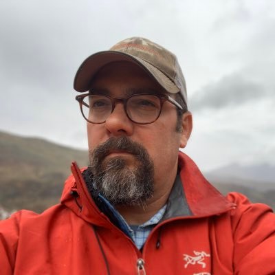 Professor @MichiganEarth; Director @UofMCampDavis; Alum of @CornellEAS, @Caltech, @eapsMIT, @EarthSciUCSB. Likes rocks. Field geology and tectonics.