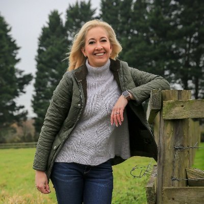 Wildlife & Rural Affairs Presenter and documentary filmmaker. Currently working on Farming Today (Radio 4) and Country Focus (Radio Wales) #MCJ
